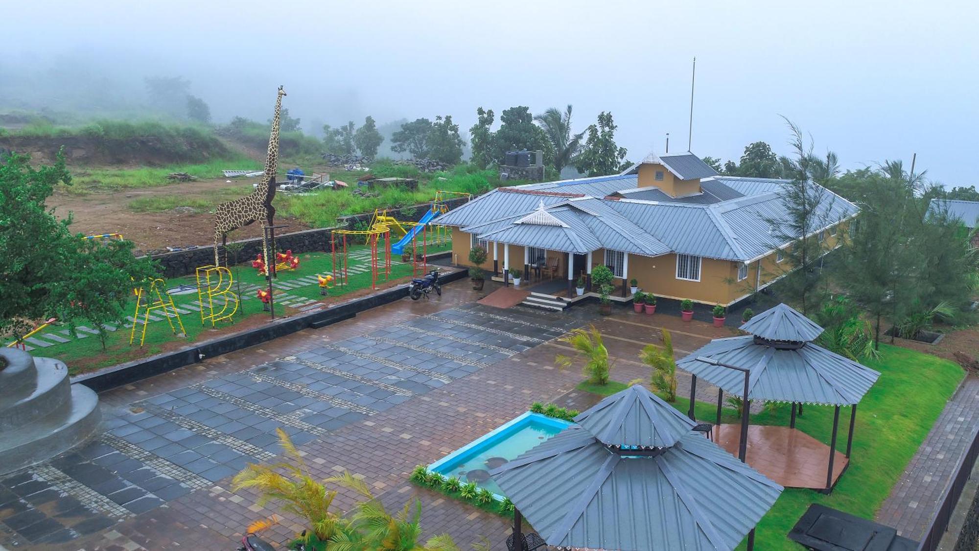 Misty Green Hills Parks & Resorts Kondotty Exteriér fotografie