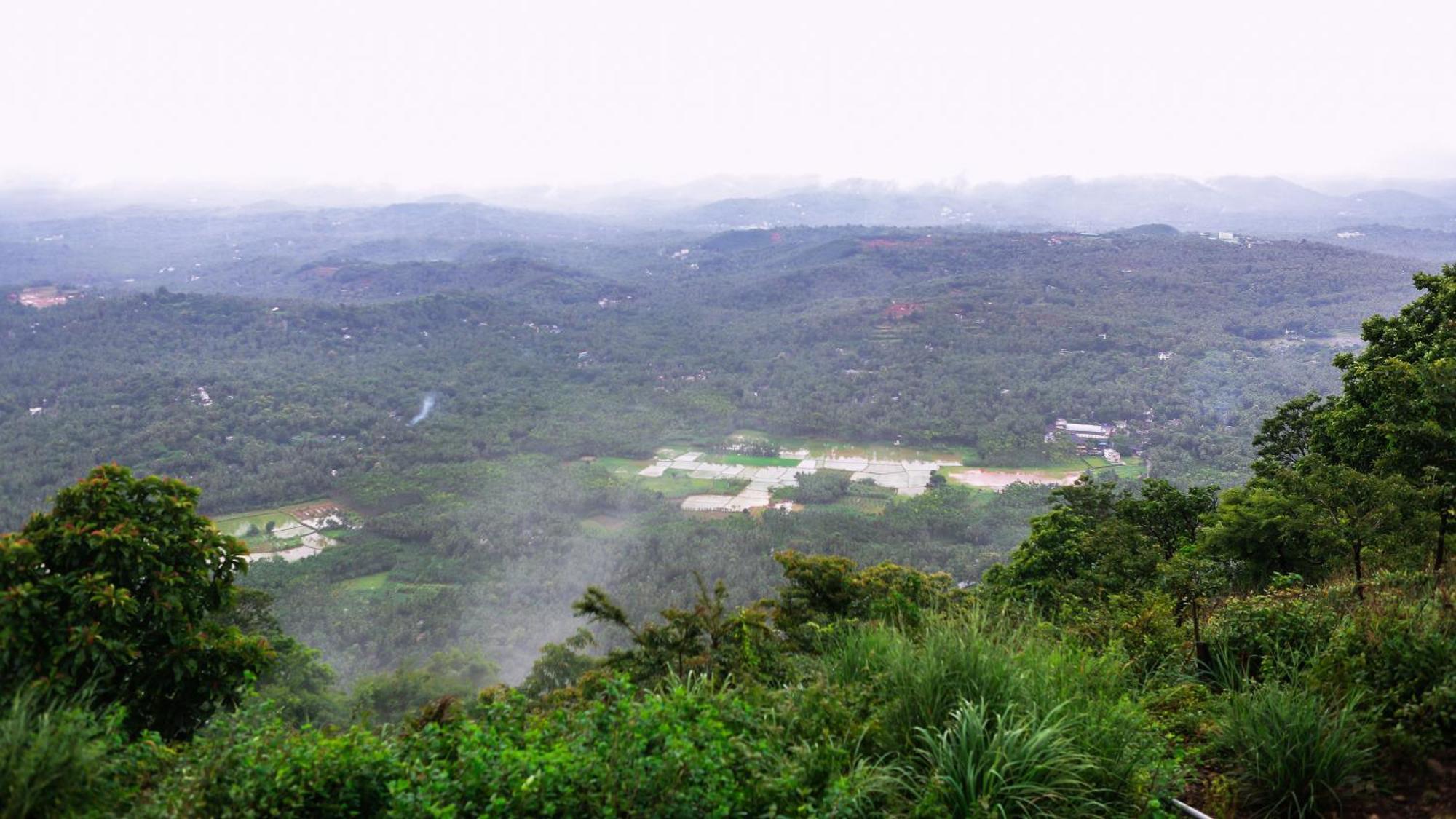 Misty Green Hills Parks & Resorts Kondotty Exteriér fotografie