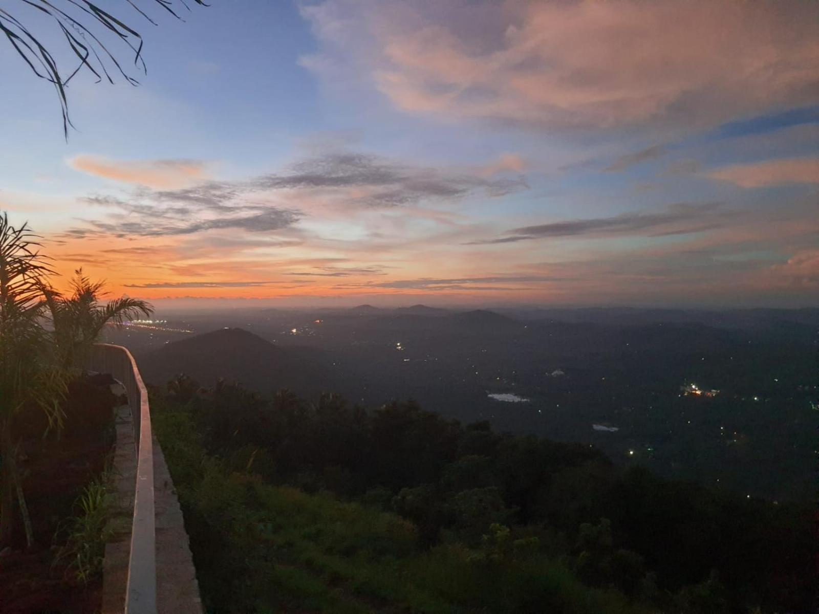 Misty Green Hills Parks & Resorts Kondotty Exteriér fotografie